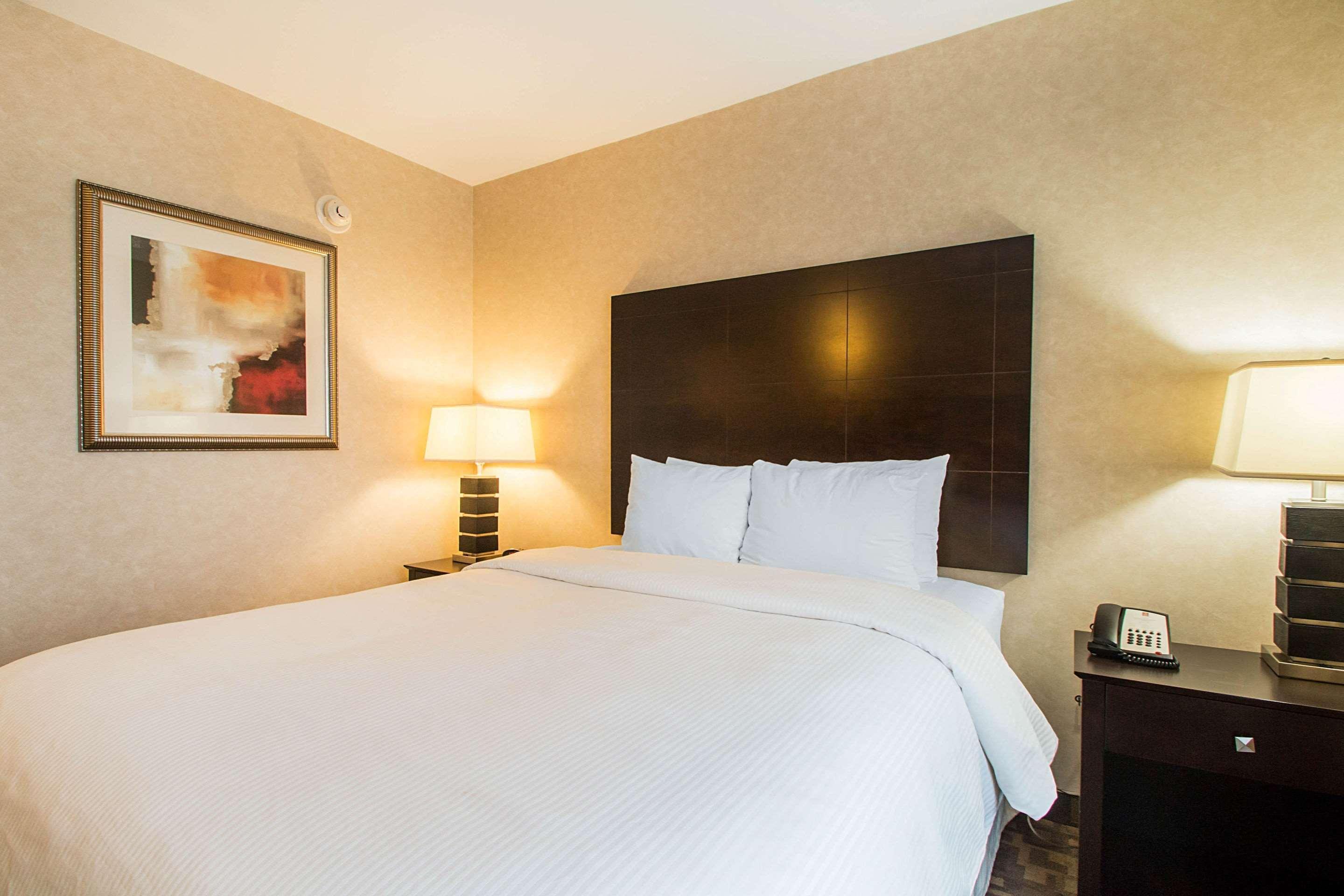 Clarion Inn Elmhurst - Oak Brook Near I-88, I-290, I-294 Extérieur photo