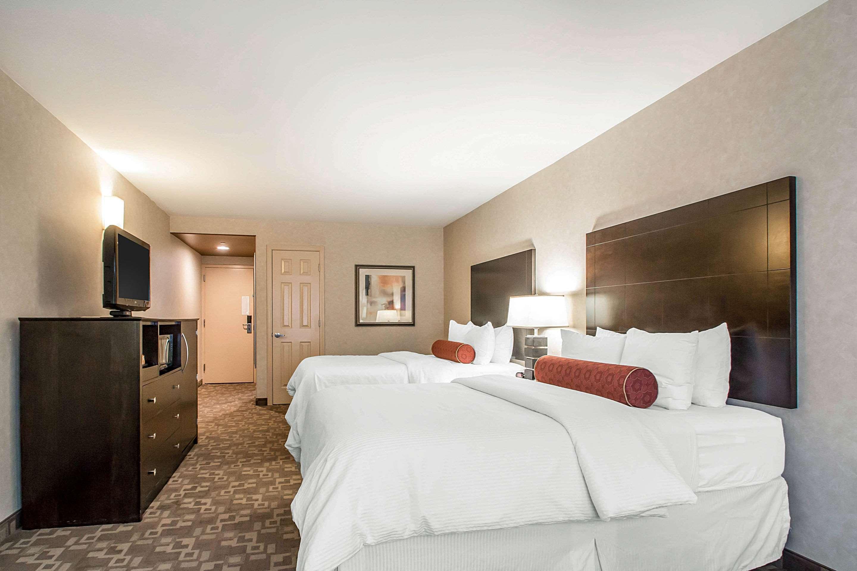 Clarion Inn Elmhurst - Oak Brook Near I-88, I-290, I-294 Extérieur photo