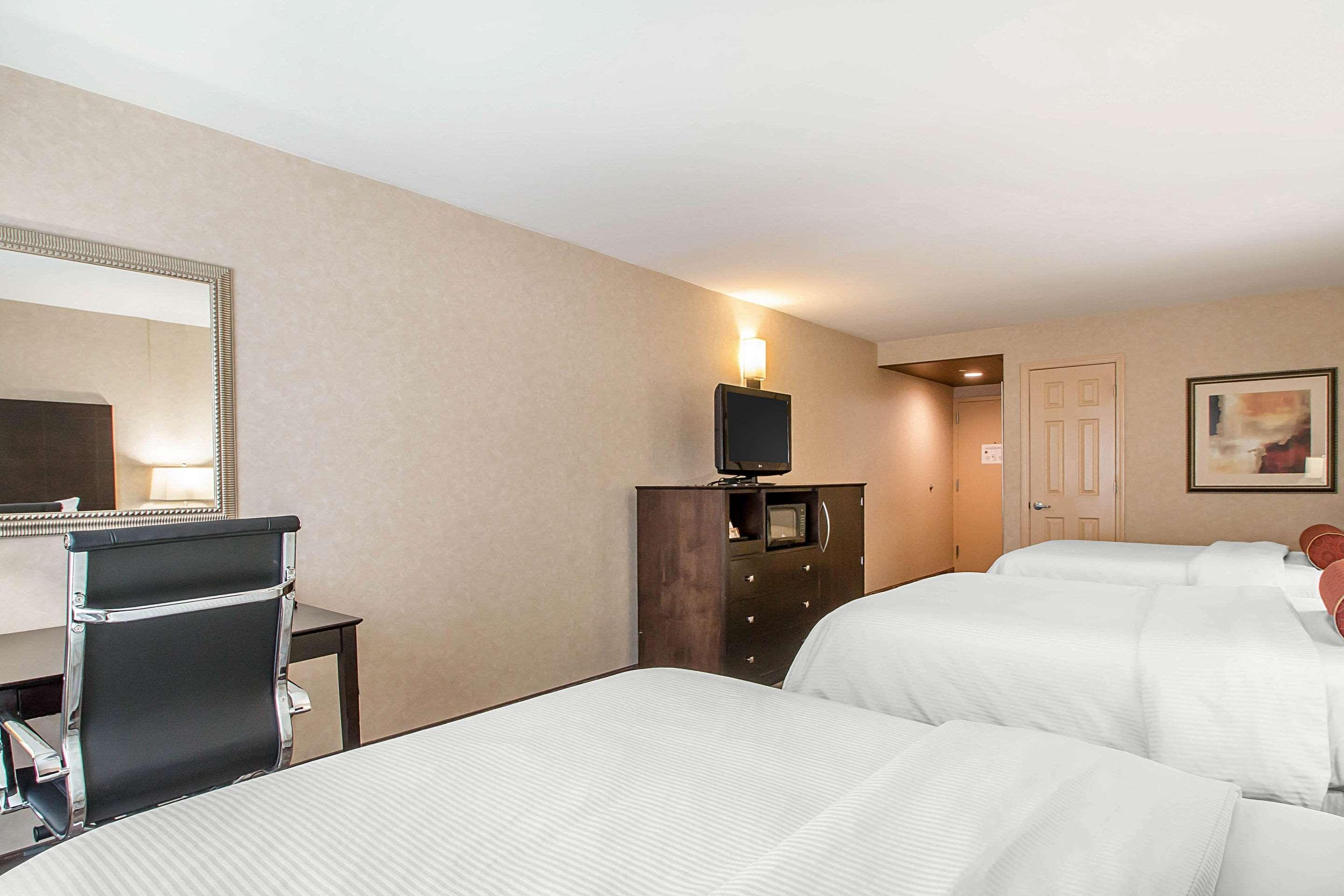 Clarion Inn Elmhurst - Oak Brook Near I-88, I-290, I-294 Extérieur photo