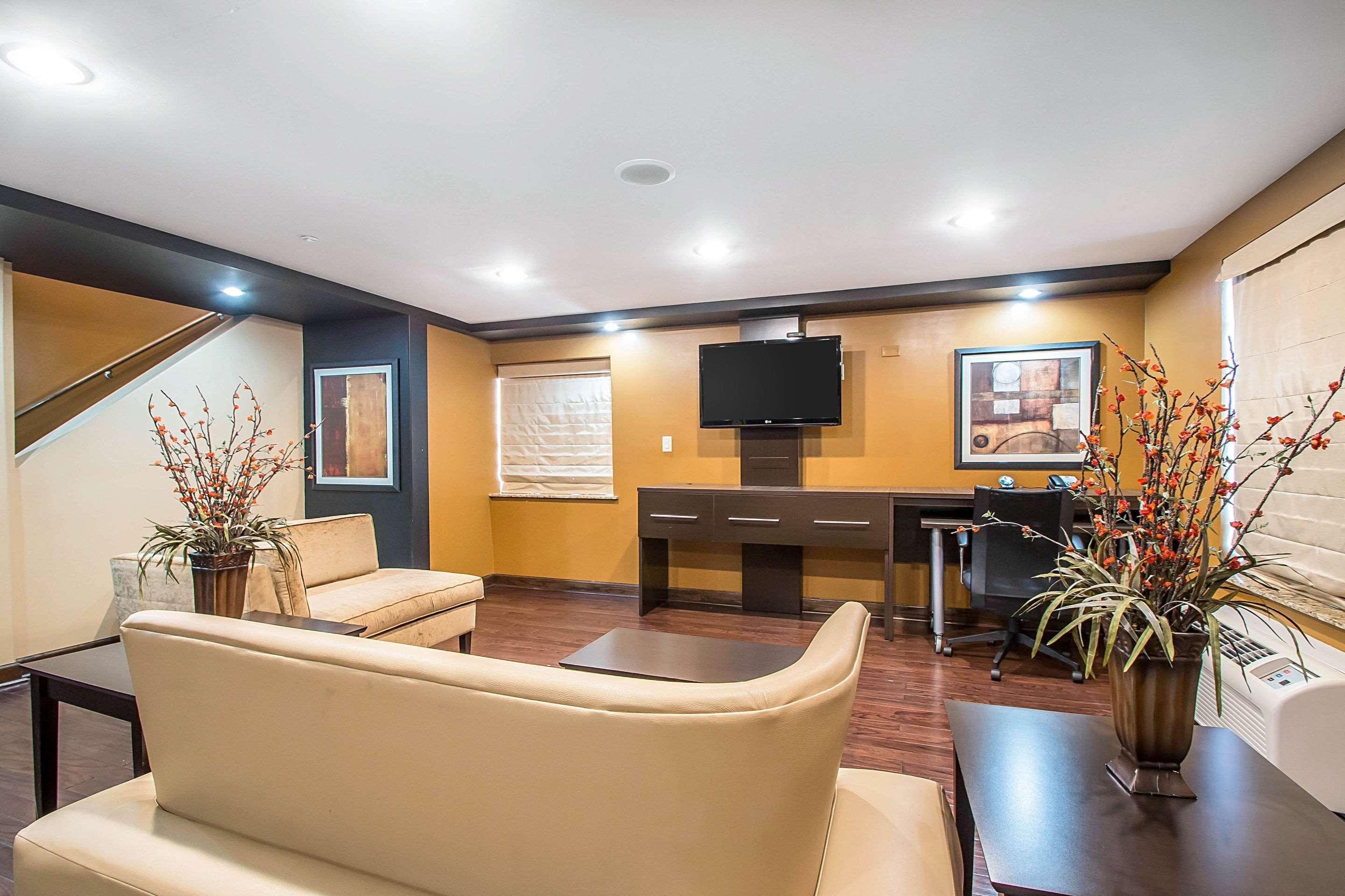 Clarion Inn Elmhurst - Oak Brook Near I-88, I-290, I-294 Extérieur photo