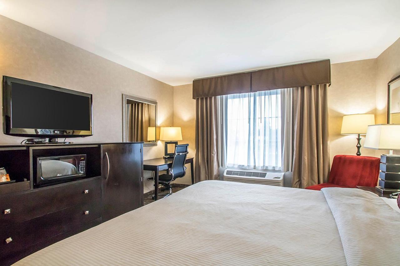 Clarion Inn Elmhurst - Oak Brook Near I-88, I-290, I-294 Extérieur photo